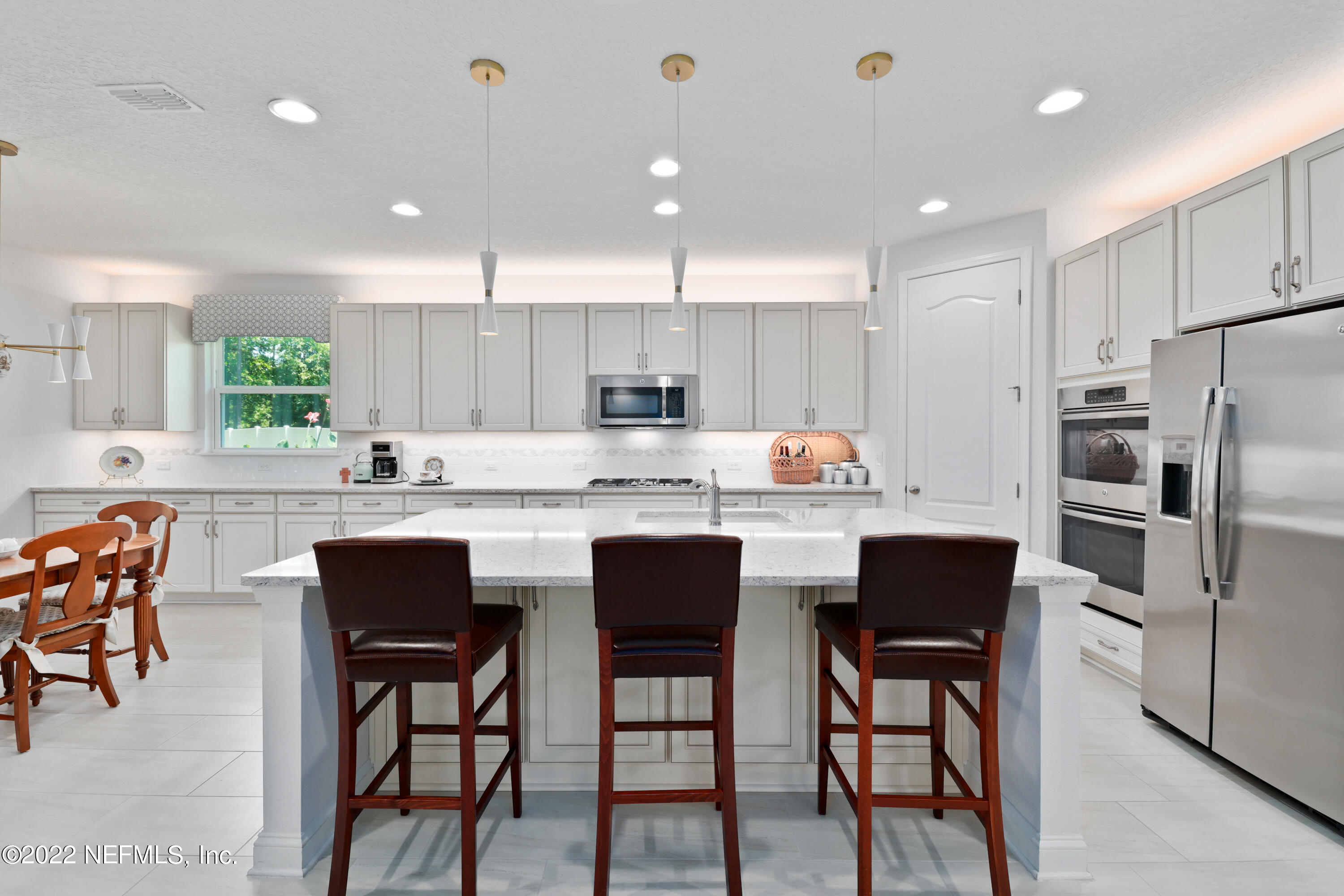 Incredible Chef's Kitchen