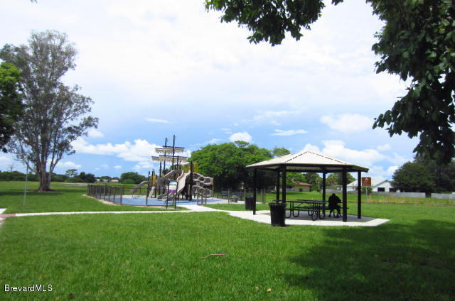 1180 Riviera Drive Northeast Palm Bay, FL 32905 - Photo 19 of 19 Park area