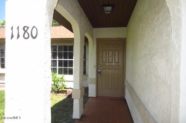 1180 Riviera Drive Northeast Palm Bay, FL 32905 - Photo 3 of 19 IMG_8517