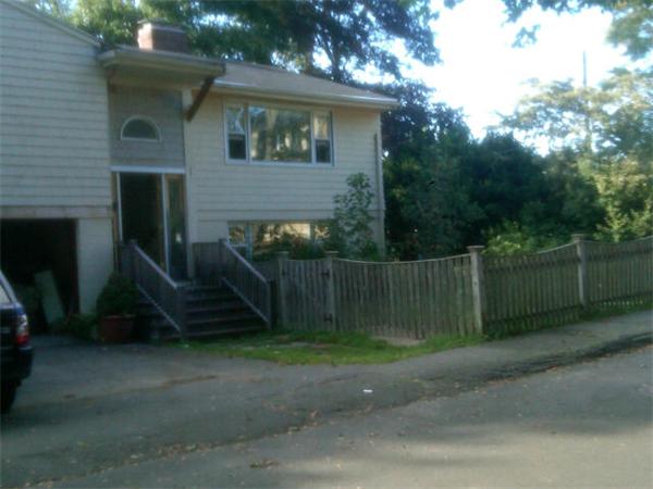 8 Rock Cliff Road Marblehead, MA 01945 - Photo 3 of 14