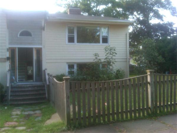 8 Rock Cliff Road Marblehead, MA 01945 - Photo 4 of 14