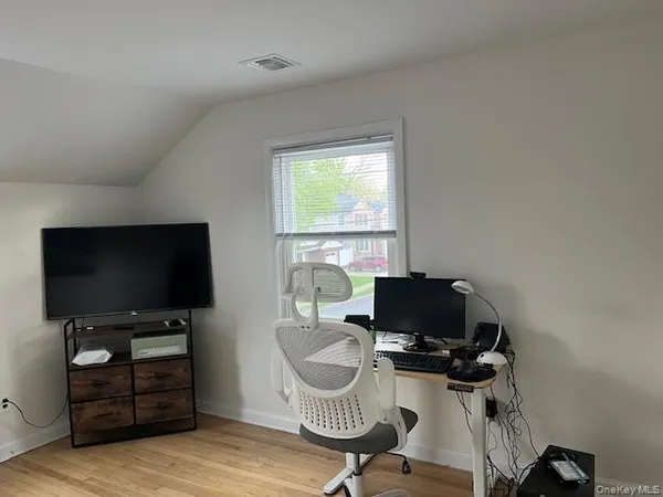 $3,850 | 45 Radcliff Avenue, Unit W, Port Washington, NY 11050