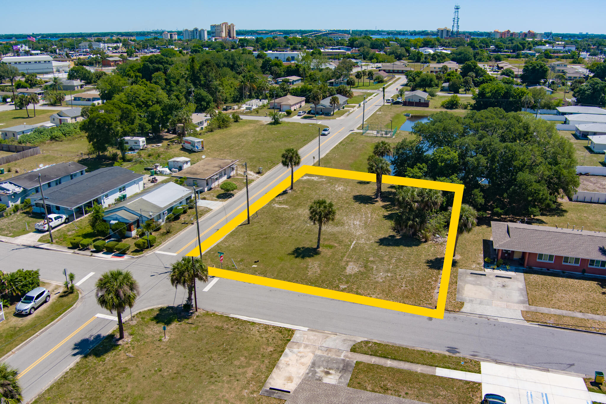 535 Bernard Street Cocoa, FL 32922 - Photo 9 of 16 an aerial view of residential houses with outdoor space
