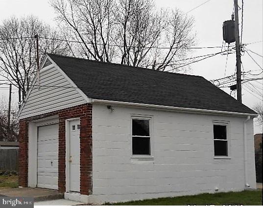 209 Sykes Road New Castle, DE 19720 - Photo 8 of 10 Detached Garage