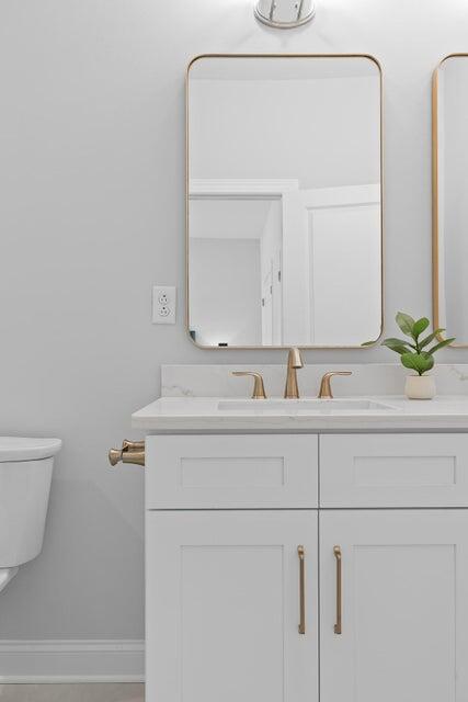 8124 Pembridge Court, Unit 10 Chattanooga, TN 37421 - Photo 5 of 16 Primary Bathroom