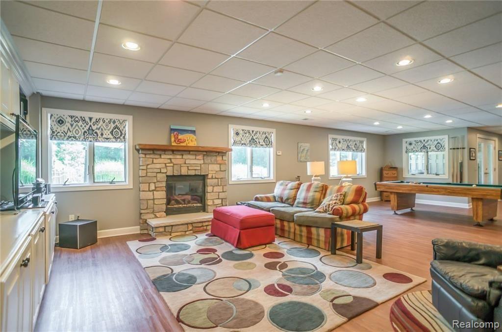7605 Devins Ridge Clarkston, MI 48348 - Photo 18 of 37 GetMedia.ashx-35