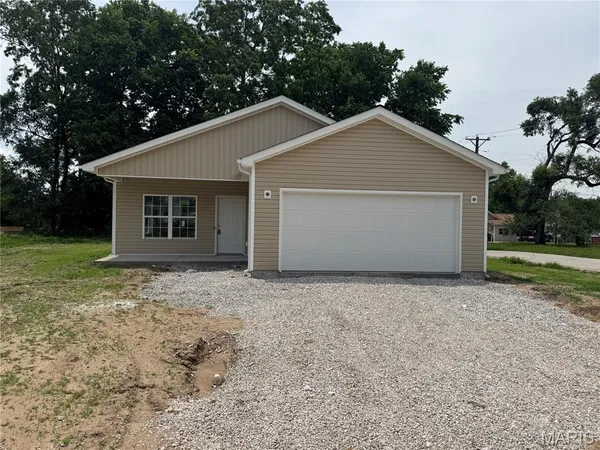$240,000 | 217 South 6th Street, Elsberry, MO 63343