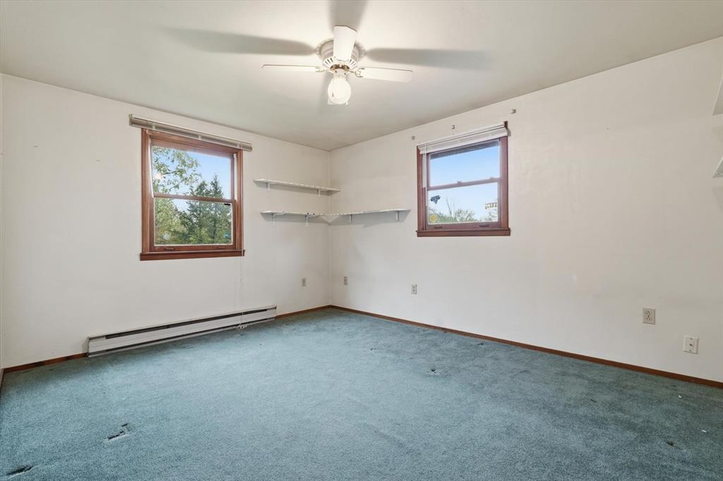152 Laura Drive Clinton, PA 15026 - Photo 25 of 43