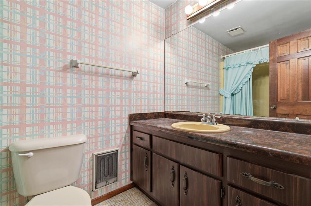 152 Laura Drive Clinton, PA 15026 - Photo 26 of 43