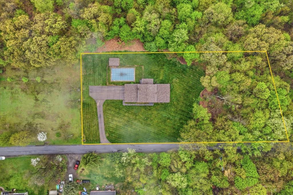152 Laura Drive Clinton, PA 15026 - Photo 31 of 43