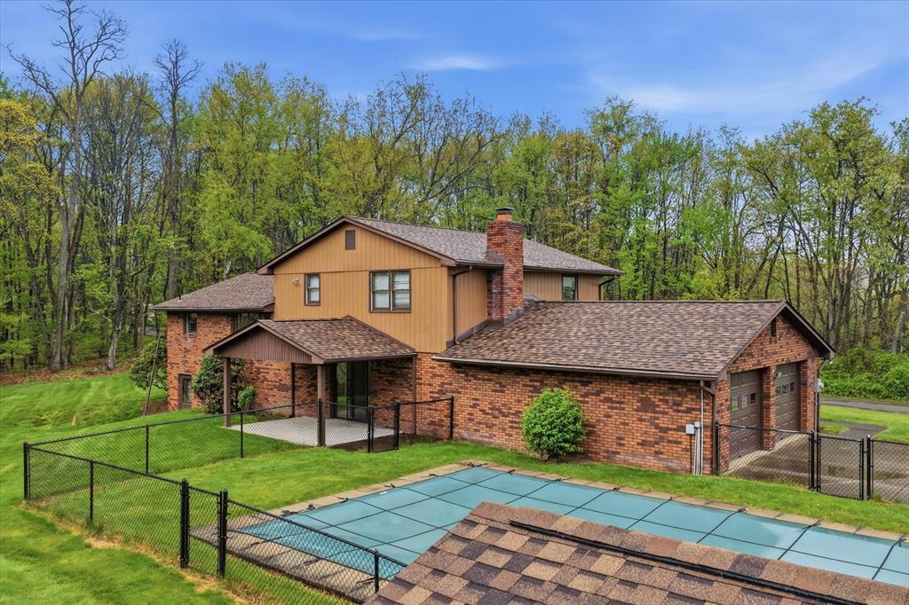 152 Laura Drive Clinton, PA 15026 - Photo 35 of 43