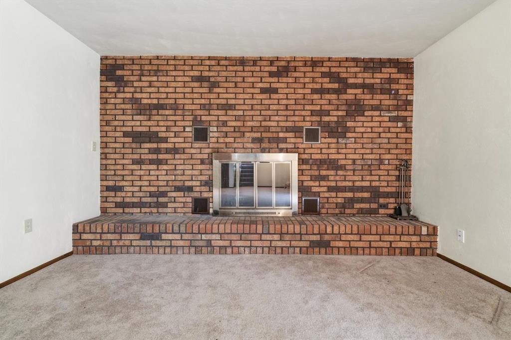 152 Laura Drive Clinton, PA 15026 - Photo 7 of 43