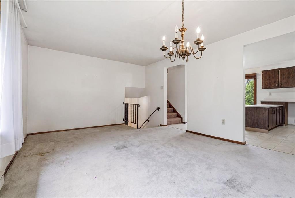 152 Laura Drive Clinton, PA 15026 - Photo 10 of 43