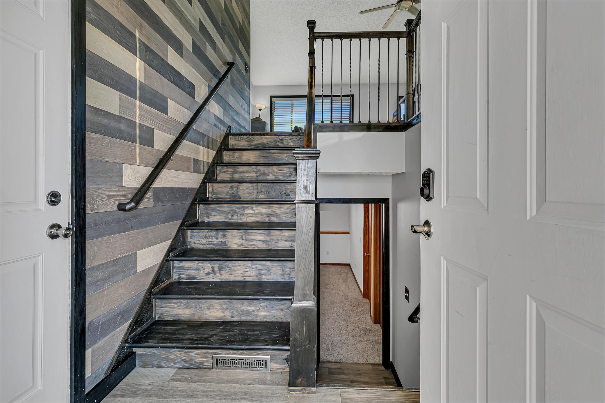 120 Shire Road Watkins, MN 55389 - Photo 7 of 30