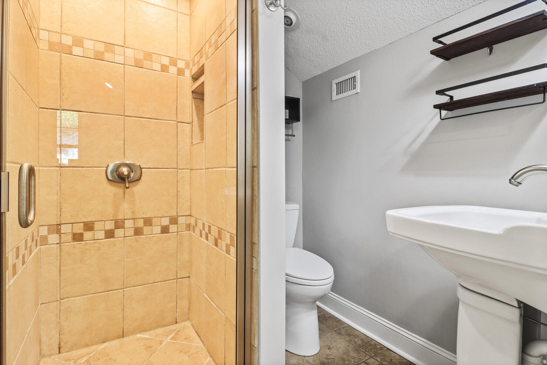 1457 Patterson Avenue Charleston, SC 29412 - Photo 31 of 47 IMG_4550a