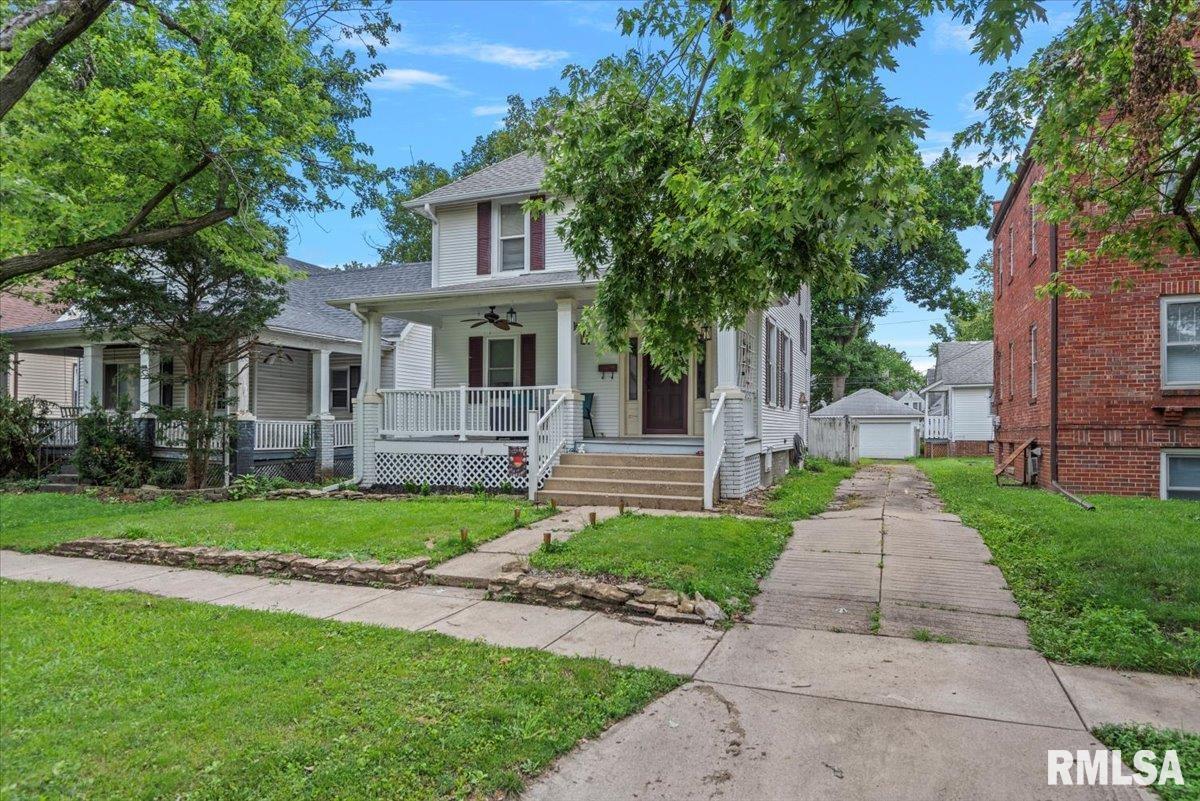 1420 South Pasfield Street Springfield, IL 62704 - Photo 3 of 37 Gallery Image 3