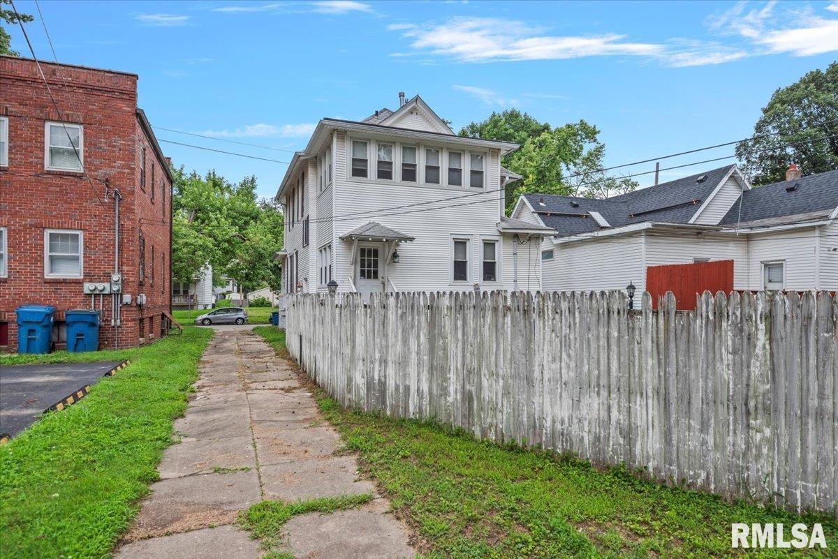 1420 South Pasfield Street Springfield, IL 62704 - Photo 35 of 37 Gallery Image 35