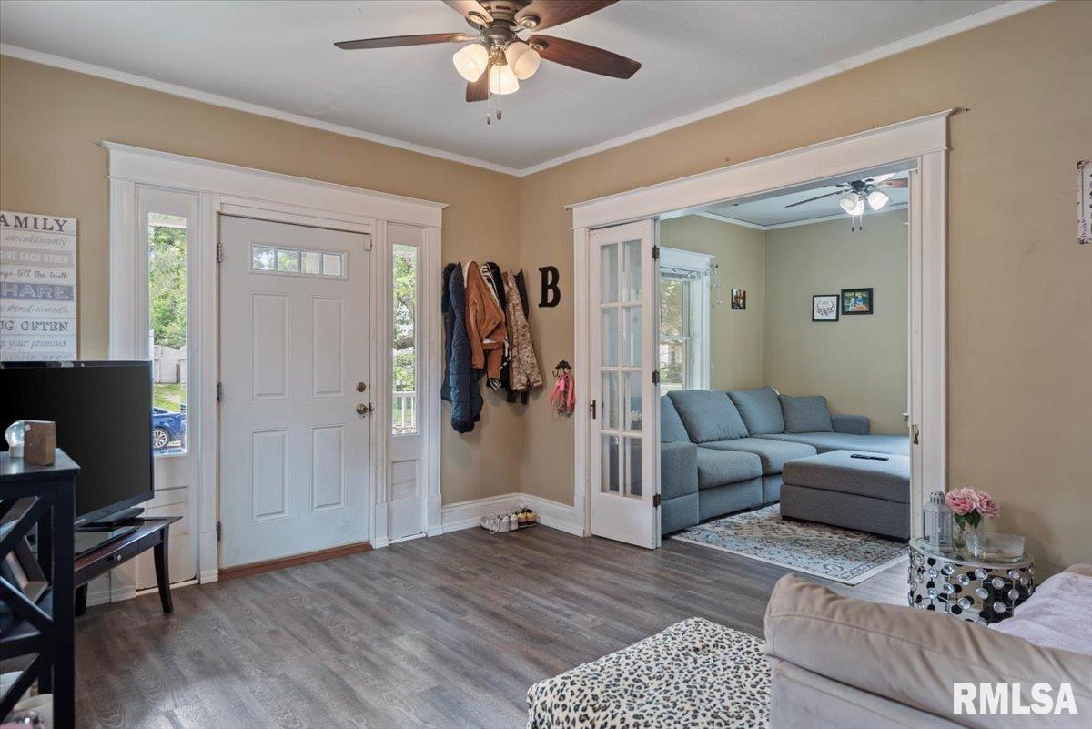 1420 South Pasfield Street Springfield, IL 62704 - Photo 7 of 37 Gallery Image 7