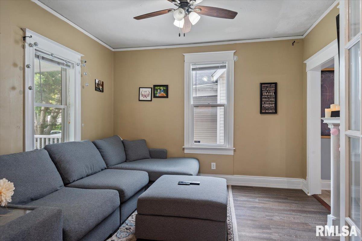 1420 South Pasfield Street Springfield, IL 62704 - Photo 8 of 37 Gallery Image 8