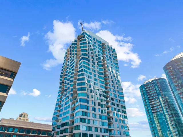 $1,750,000 | 280 Spear Street, Unit 8J, San Francisco, CA 94105