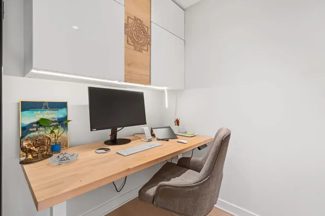 $1,750,000 | 280 Spear Street, Unit 8J, San Francisco, CA 94105