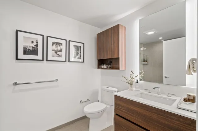 $1,750,000 | 280 Spear Street, Unit 8J, San Francisco, CA 94105