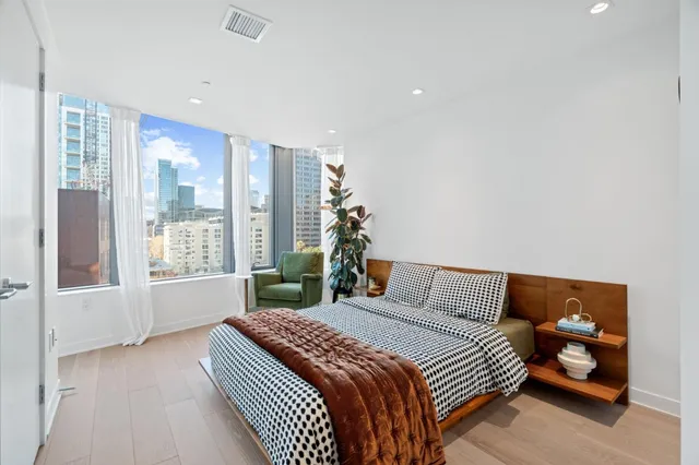 $1,750,000 | 280 Spear Street, Unit 8J, San Francisco, CA 94105