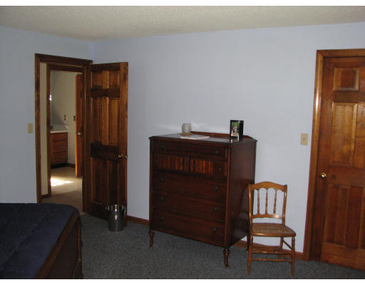126 Barre Road Hubbardston, MA 01452 - Photo 19 of 28 Gallery Image 19