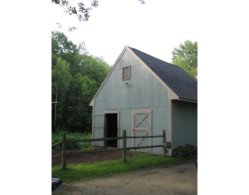 126 Barre Road Hubbardston, MA 01452 - Photo 28 of 28 Gallery Image 28