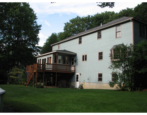 126 Barre Road Hubbardston, MA 01452 - Photo 3 of 28 Gallery Image 3