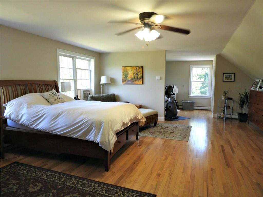 90 Emerys Bridge Road South Berwick, ME 03908 - Photo 18 of 35 Large master suite.