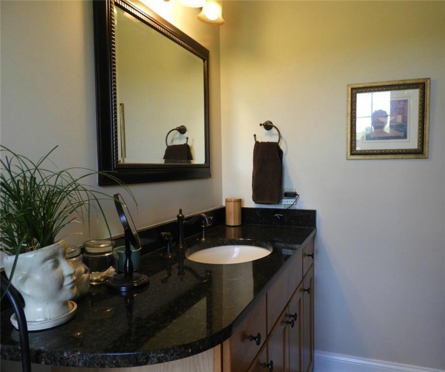 90 Emerys Bridge Road South Berwick, ME 03908 - Photo 21 of 35 Master bath