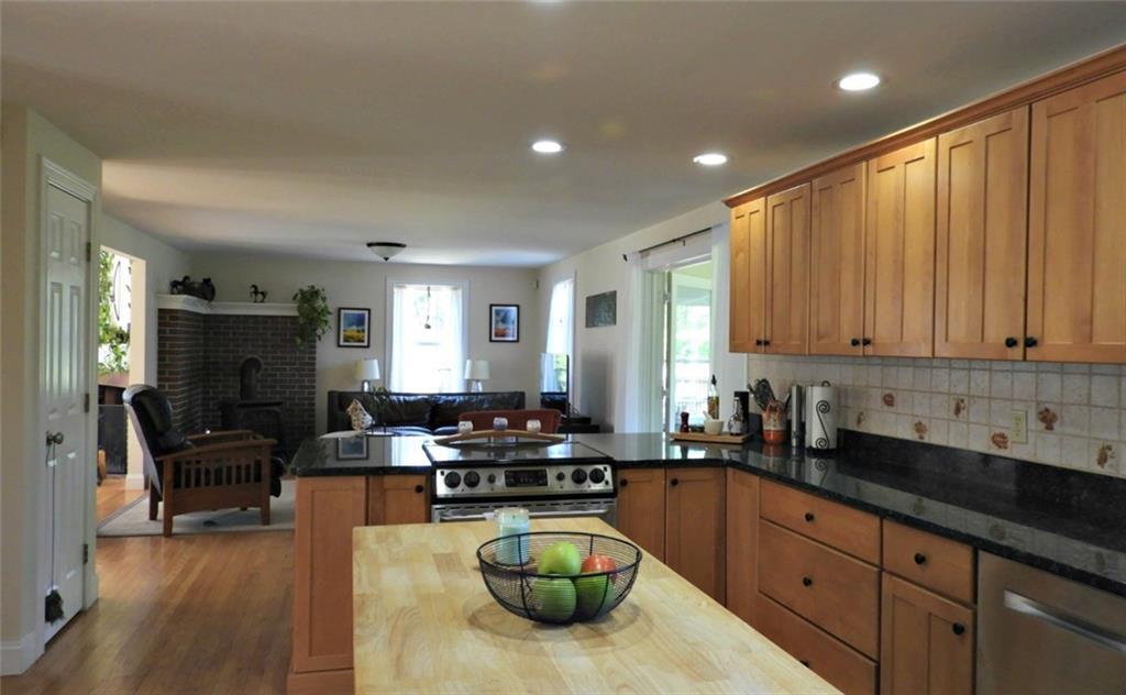 90 Emerys Bridge Road South Berwick, ME 03908 - Photo 10 of 35 Open concept living.