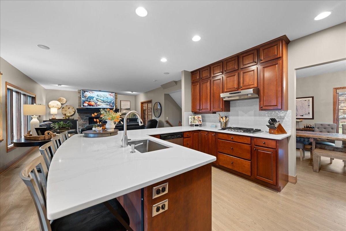 2223 White Pine Road Hudson, WI 54016 - Photo 8 of 39