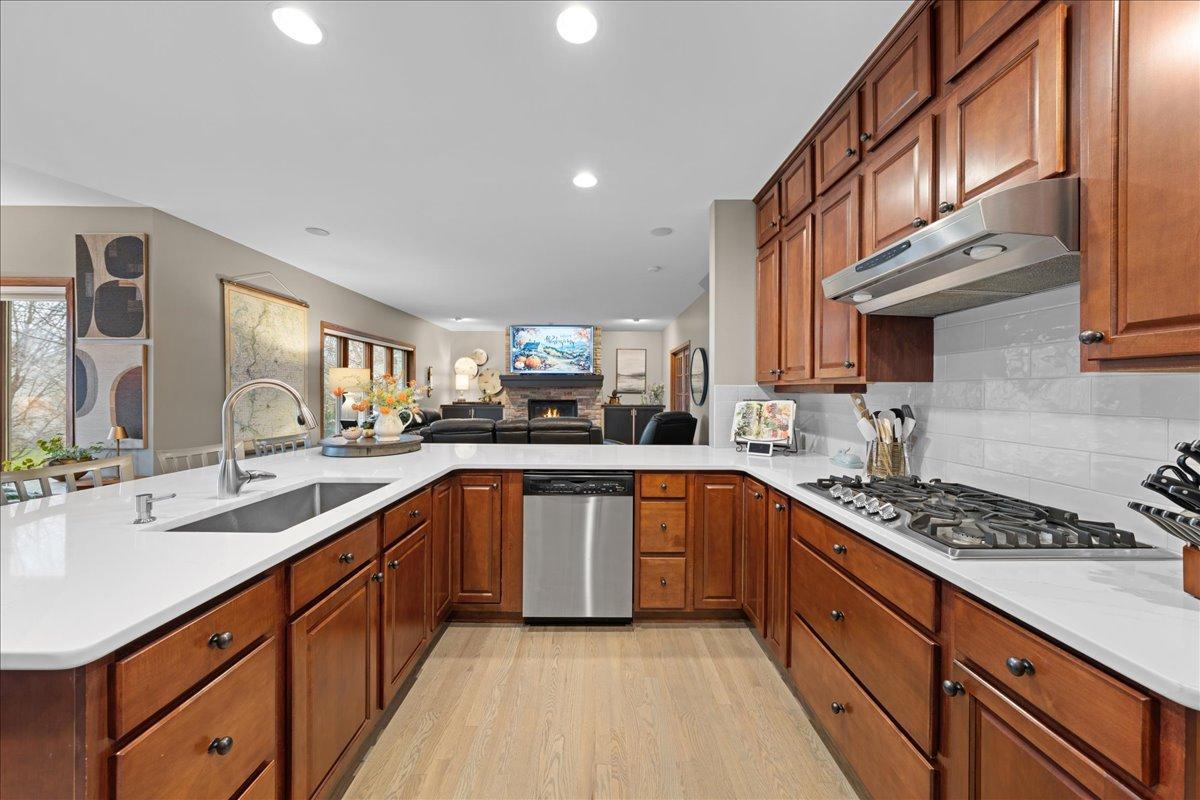 2223 White Pine Road Hudson, WI 54016 - Photo 9 of 39