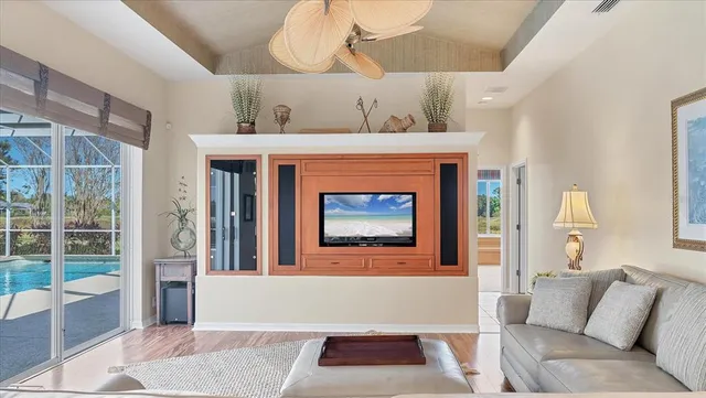 $1,250,000 | 10515 Cheval Place, Bradenton, FL 34202