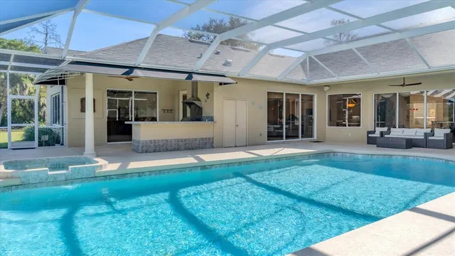 $1,250,000 | 10515 Cheval Place, Bradenton, FL 34202