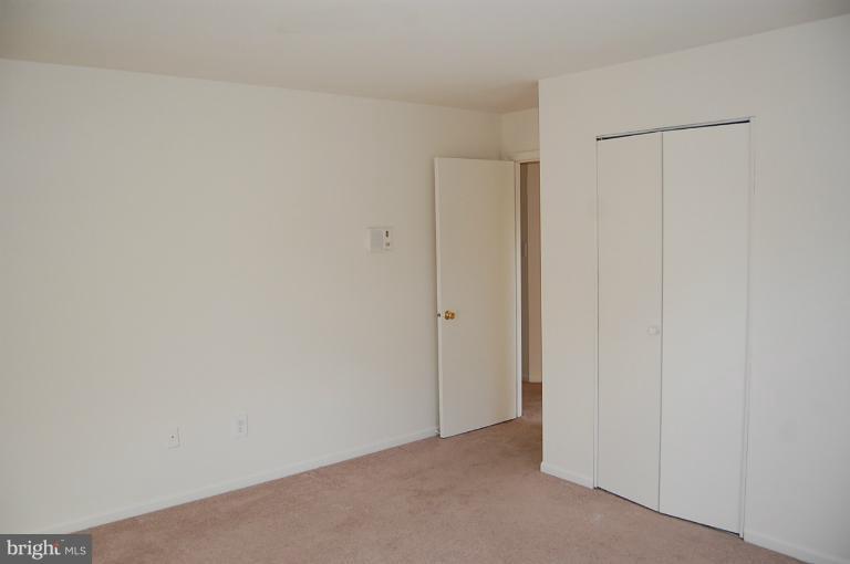520 North York Road Sterling, VA 20164 - Photo 11 of 29 Bedroom