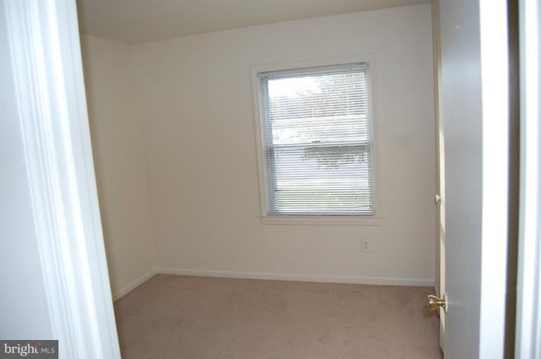 520 North York Road Sterling, VA 20164 - Photo 6 of 29 Bedroom