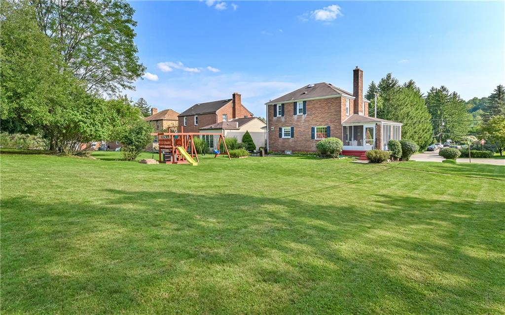 810 Greenhill Road Pittsburgh, PA 15209 - Photo 5 of 23