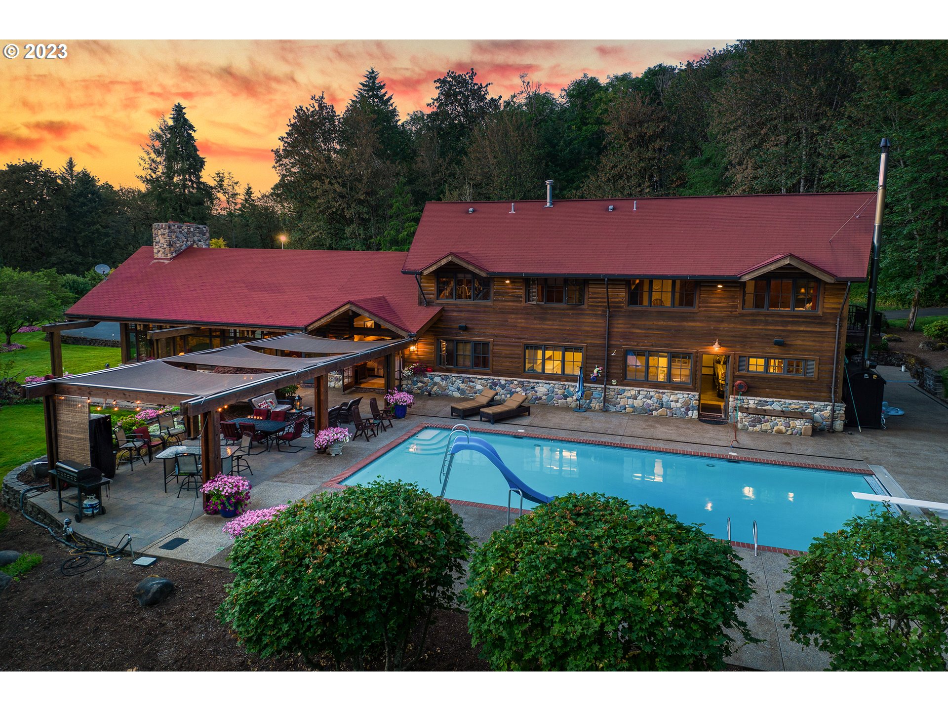 37573 Southeast Gordon Creek Road Corbett, OR 97019 - Photo 2 of 27