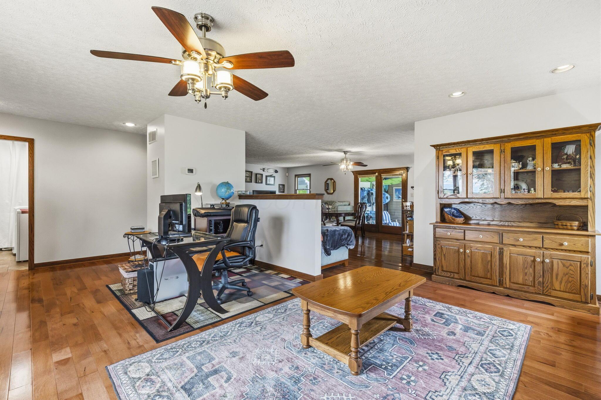 4160 Bell Station Road Circleville, OH 43113 - Photo 4 of 36