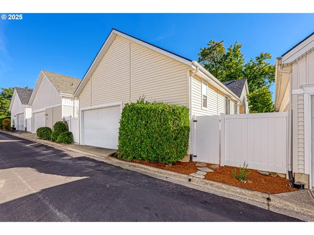 $449,900 | 27129 Southwest Aden Avenue, Wilsonville, OR 97070