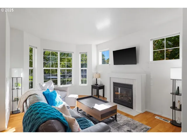 $449,900 | 27129 Southwest Aden Avenue, Wilsonville, OR 97070