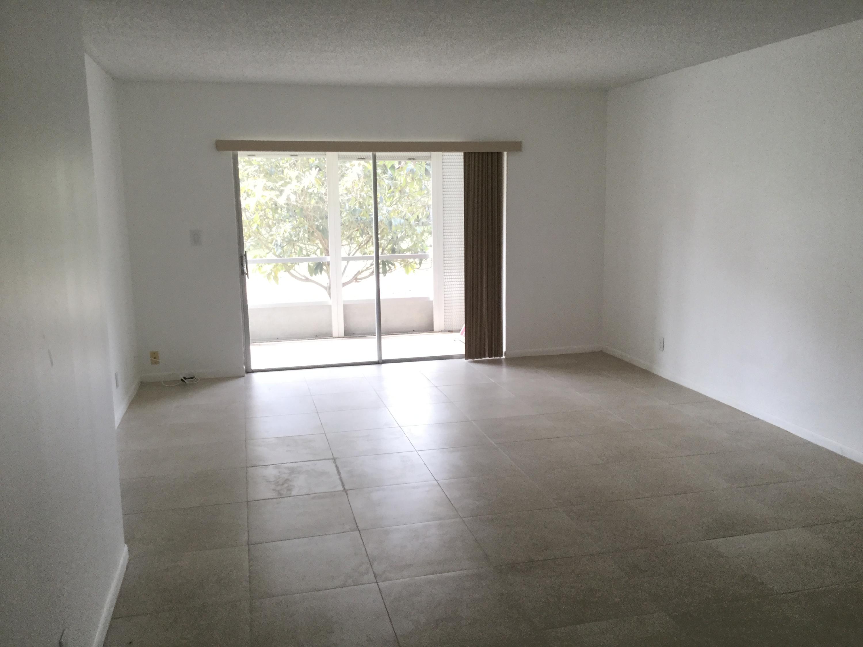 9374 Southwest 3rd Street, Unit 705 Boca Raton, FL 33428 - Photo 34 of 38 Living Area