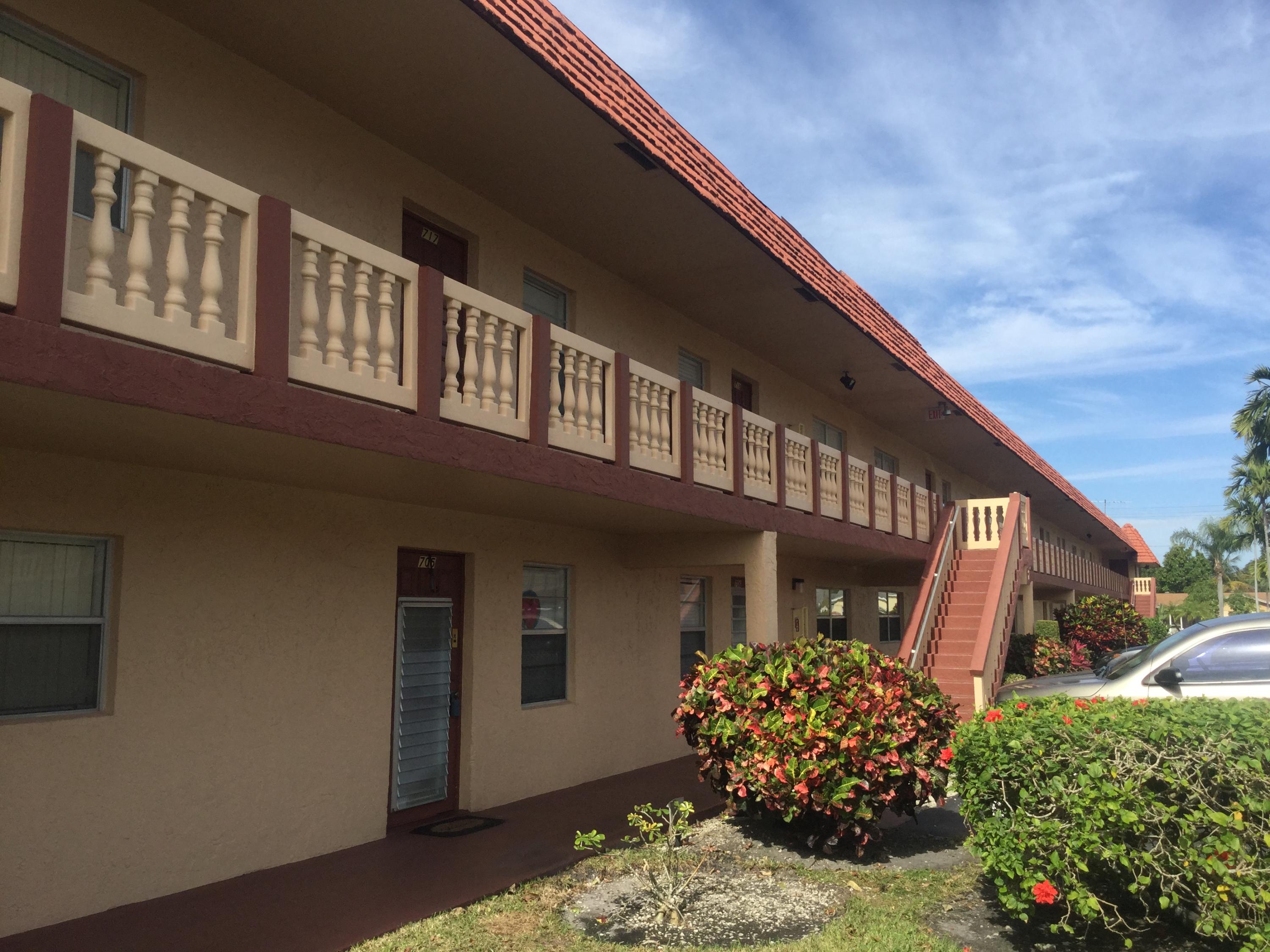 9374 Southwest 3rd Street, Unit 705 Boca Raton, FL 33428 - Photo 8 of 38 Building/Entry