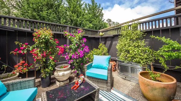 $687,000 | 1411 Casa Buena Drive, Unit 46, Corte Madera, CA 94925
