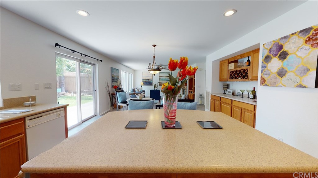 308 River Ranch Way Oceanside, CA 92057 - Photo 6 of 14 Kitchen