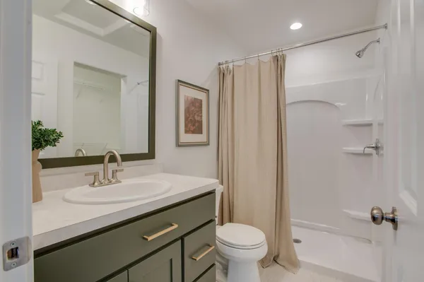 $423,460 | 6093 Martin Lane West, West Fargo, ND 58078