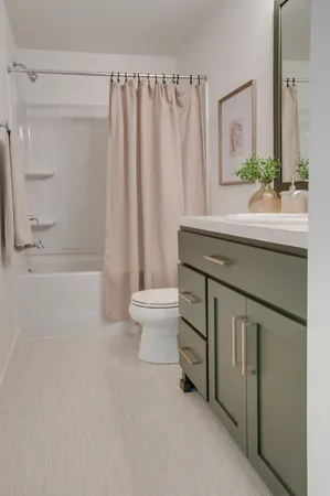 $423,460 | 6093 Martin Lane West, West Fargo, ND 58078